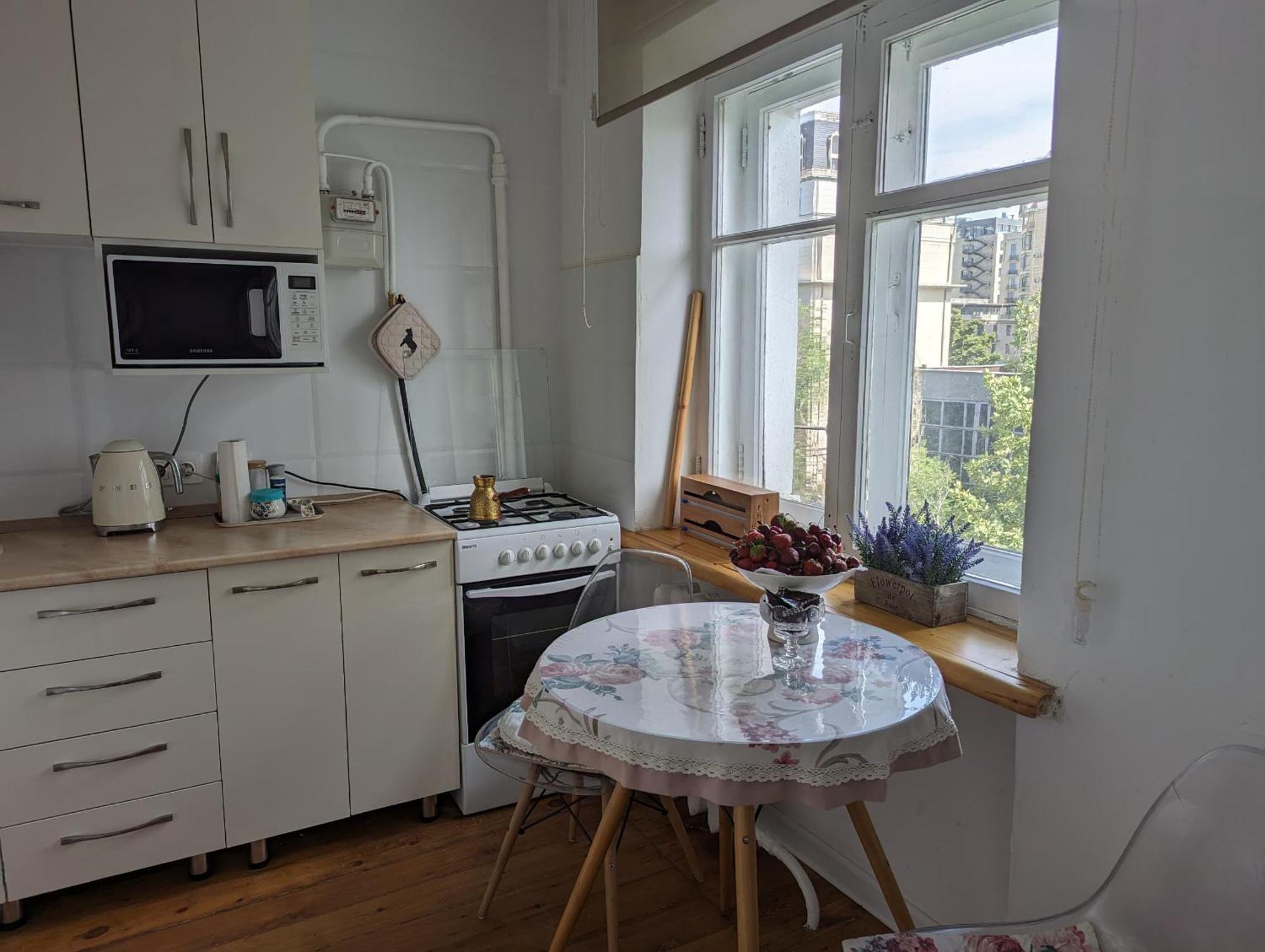 Moonflower Residence 4645 Бишкек Екстериор снимка